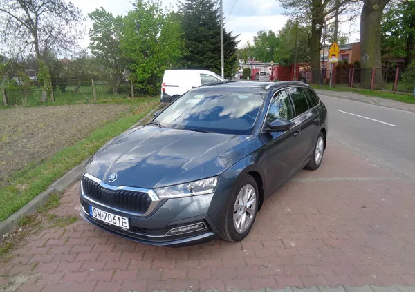 samochody osobowe Skoda Octavia cena 108000 przebieg: 105660, rok produkcji 2021 z Mysłowice